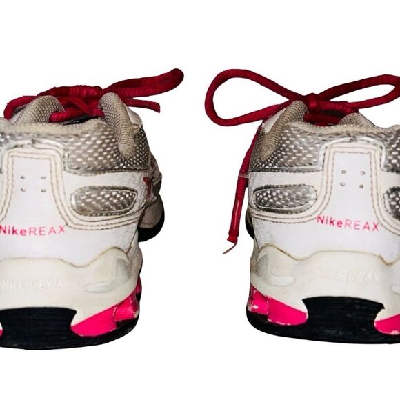 Girls Nike Reax Run Grey White Pink Shoes Size 2.5y - Picture 5 of 7